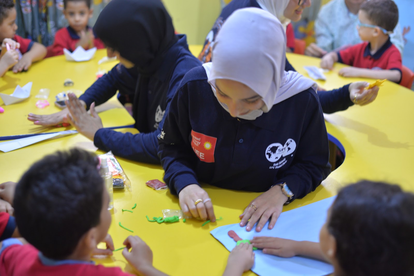 Hands-on creative and STEM activity with children